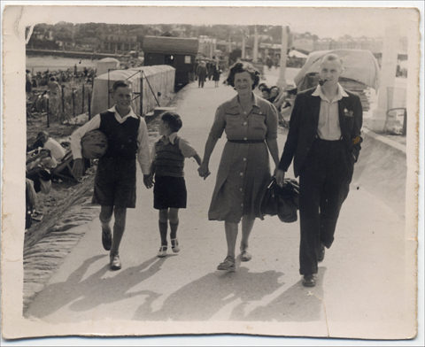 Dennis and Rosy Woodward with sons Derek and Barry - Scarborough